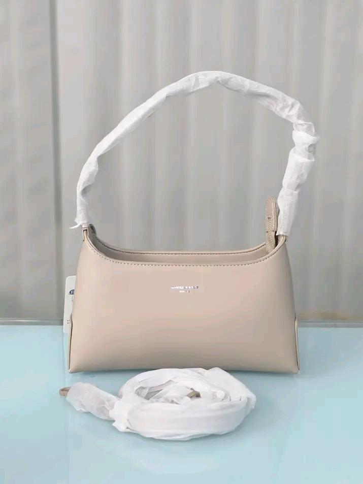 David Jones Luxurious Shoulder Bag (8210)