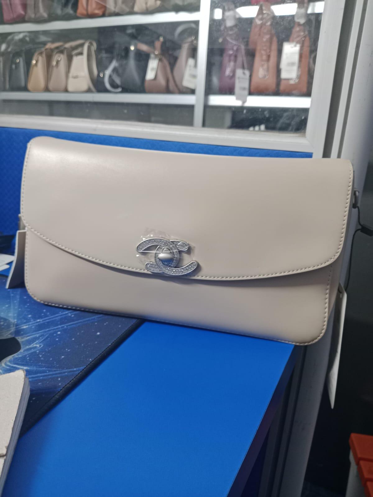 GUSHACHI Premium Hand Bag