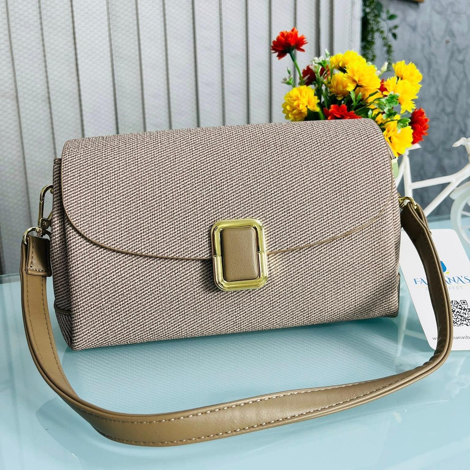 Luxurious Leather Hand Bag with Long Belt – Khaki