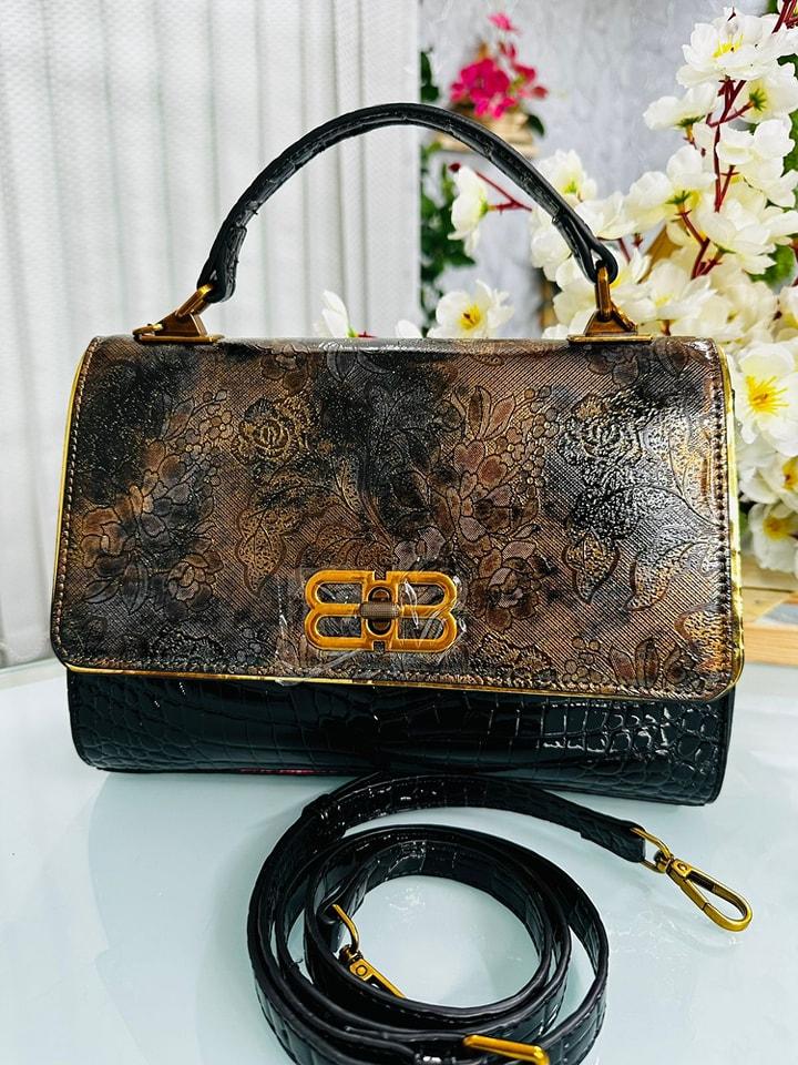 High end customization Snake Type Leather Bag for Women